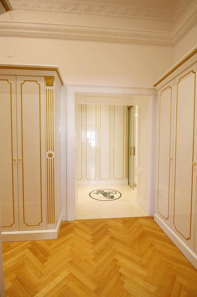 Luxurious In Center Kn Viena