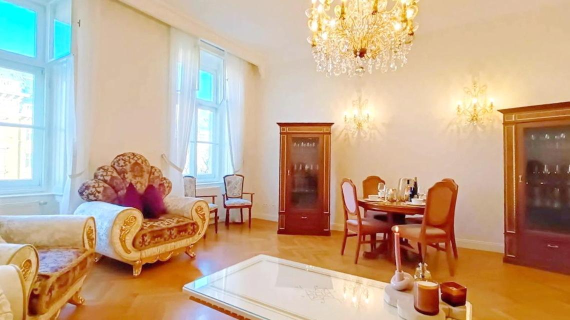 Luxurious In Center Kn Apartamento *