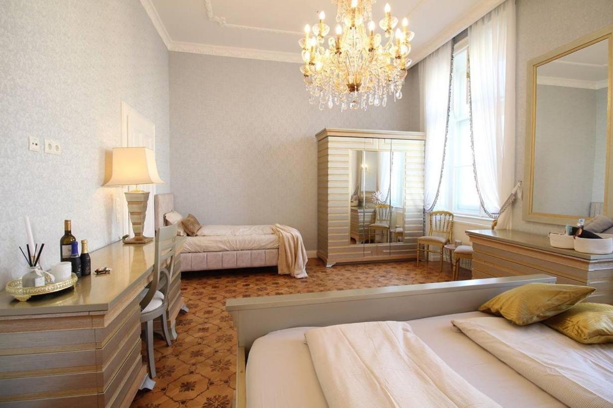 Apartment Luxurious In Center Kn *