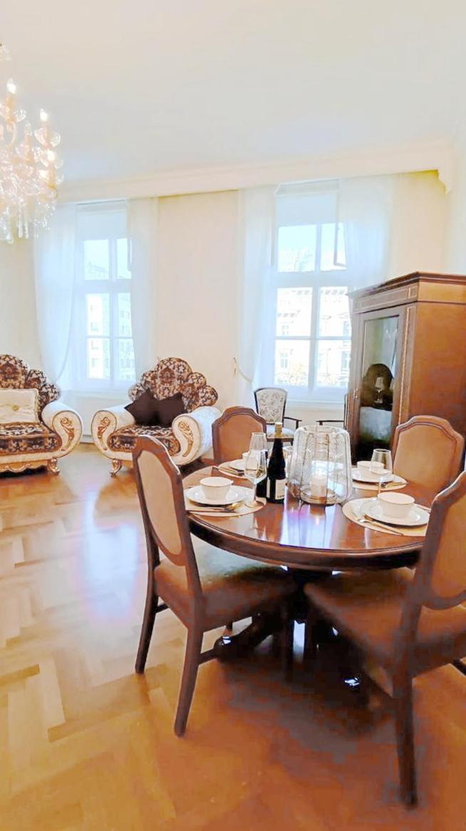 Luxurious In Center Kn Apartamento Viena