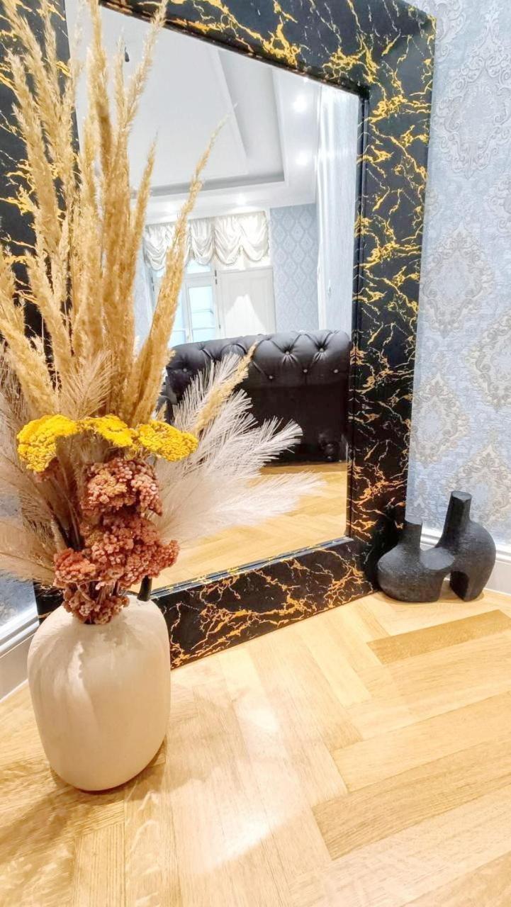 Luxurious In Center Kn Apartamento *