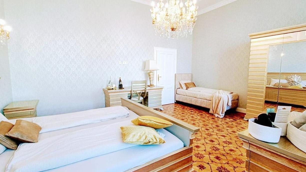 Apartamento Luxurious In Center Kn