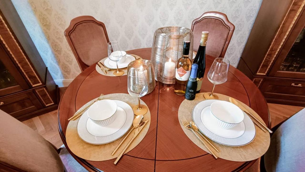 Luxurious In Center Kn Viena