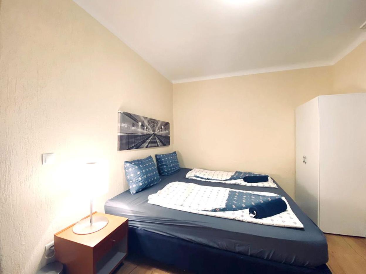 Tripel In Floridsdorf Area *