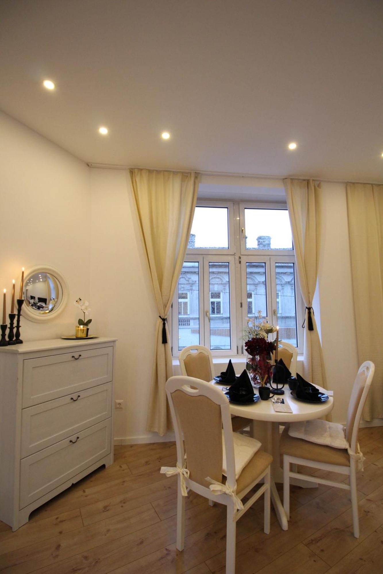 Comfortable In The Alterlaa Area Lv4 Privatunterkunft