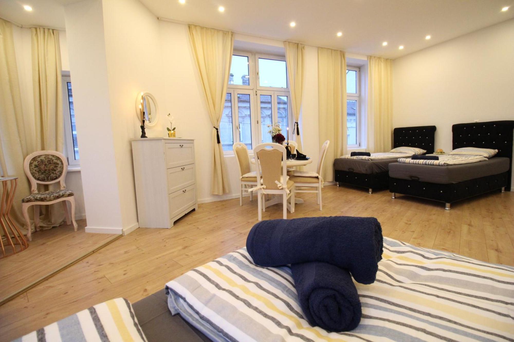 Comfortable In The Alterlaa Area Lv4 Privatunterkunft *