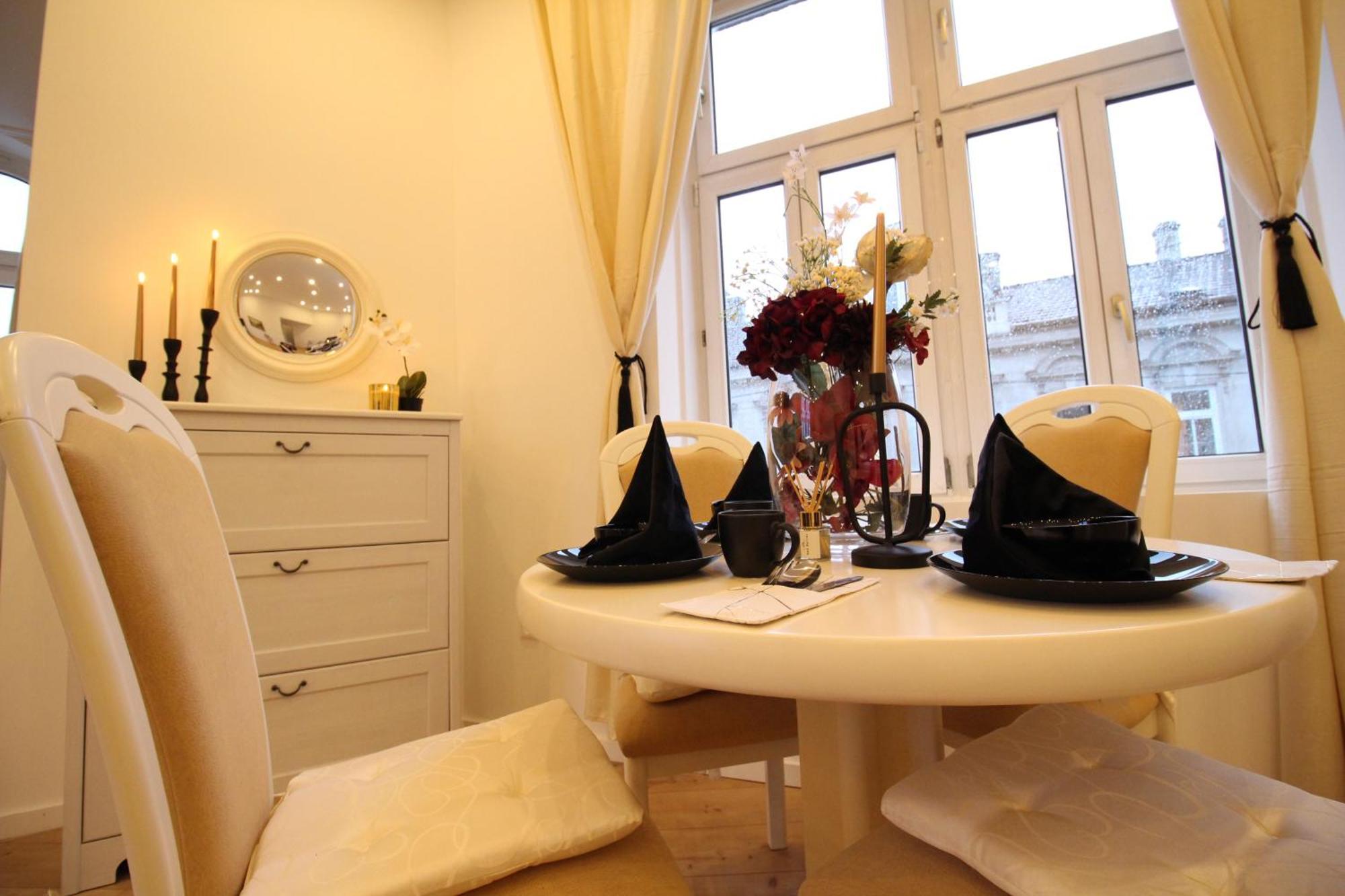 Comfortable In The Alterlaa Area Lv4 Wien