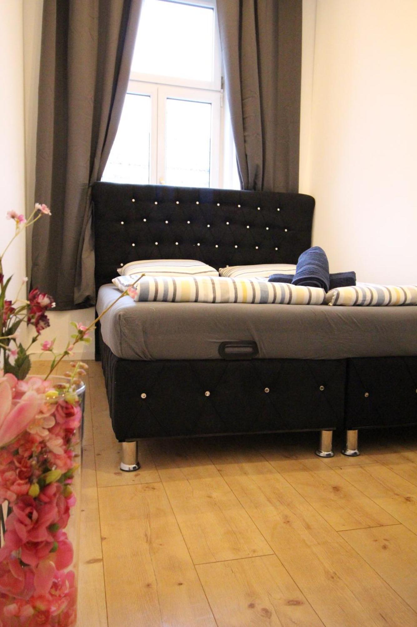 Comfortable In The Alterlaa Area Lv4 * Wien