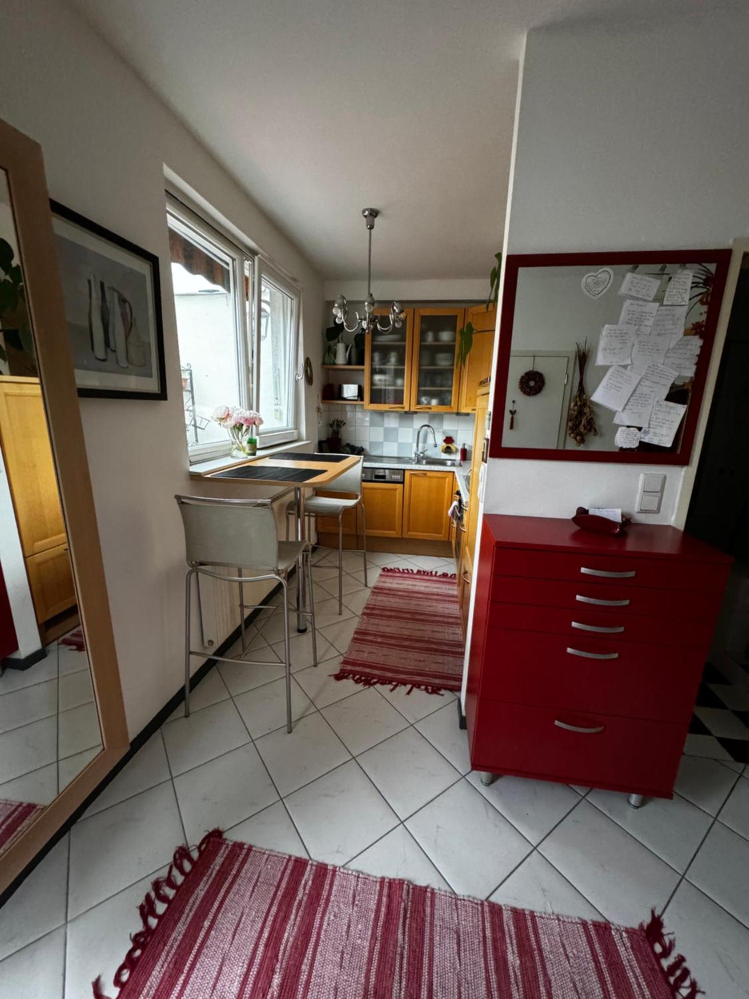 Gemuetliche Dachterrassen Whg Apartamento