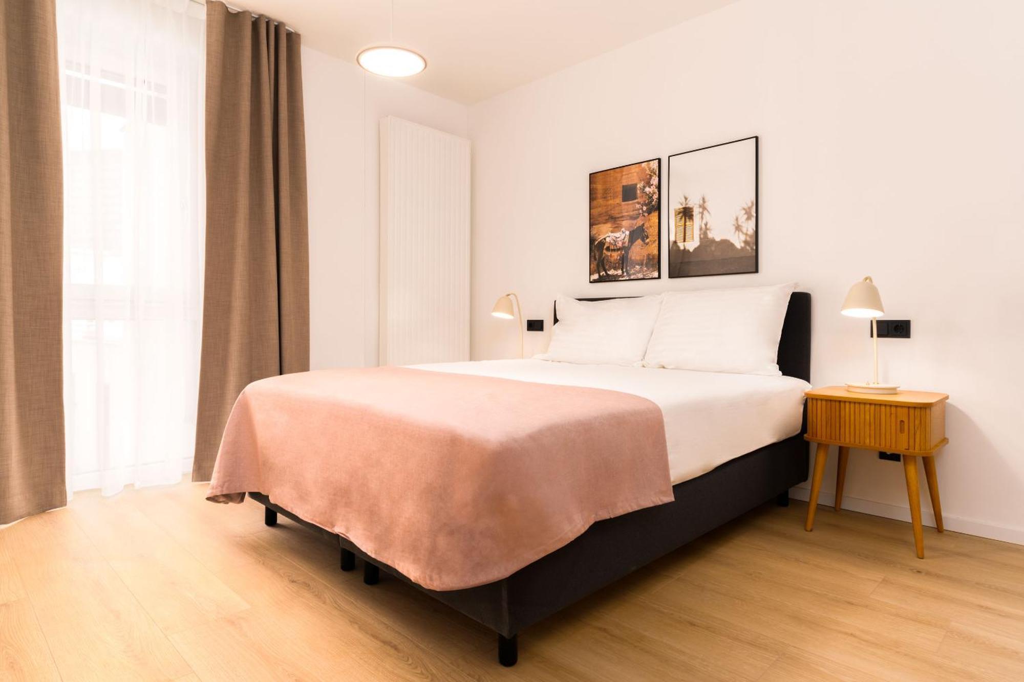 Limehome Favoritenstr. *