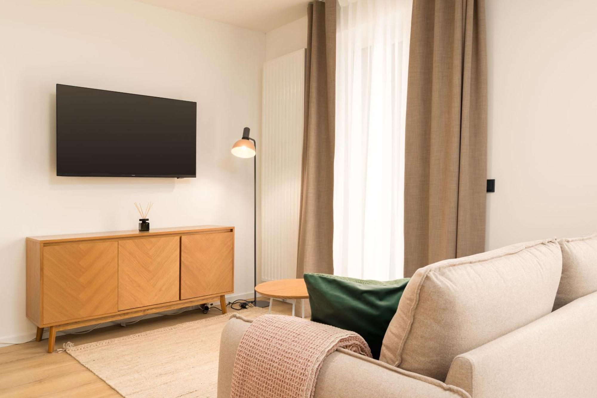 Apartment Limehome Favoritenstr. *