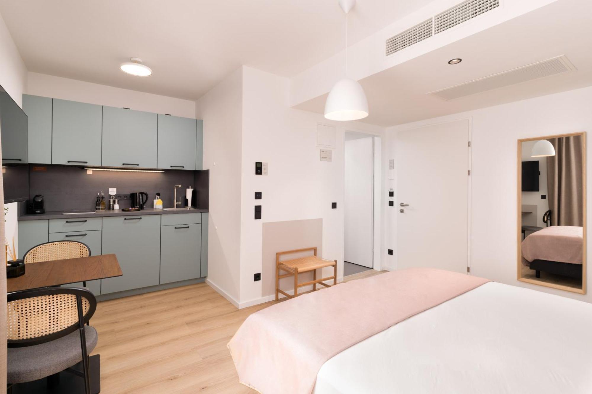 Apartment Limehome Favoritenstr. *