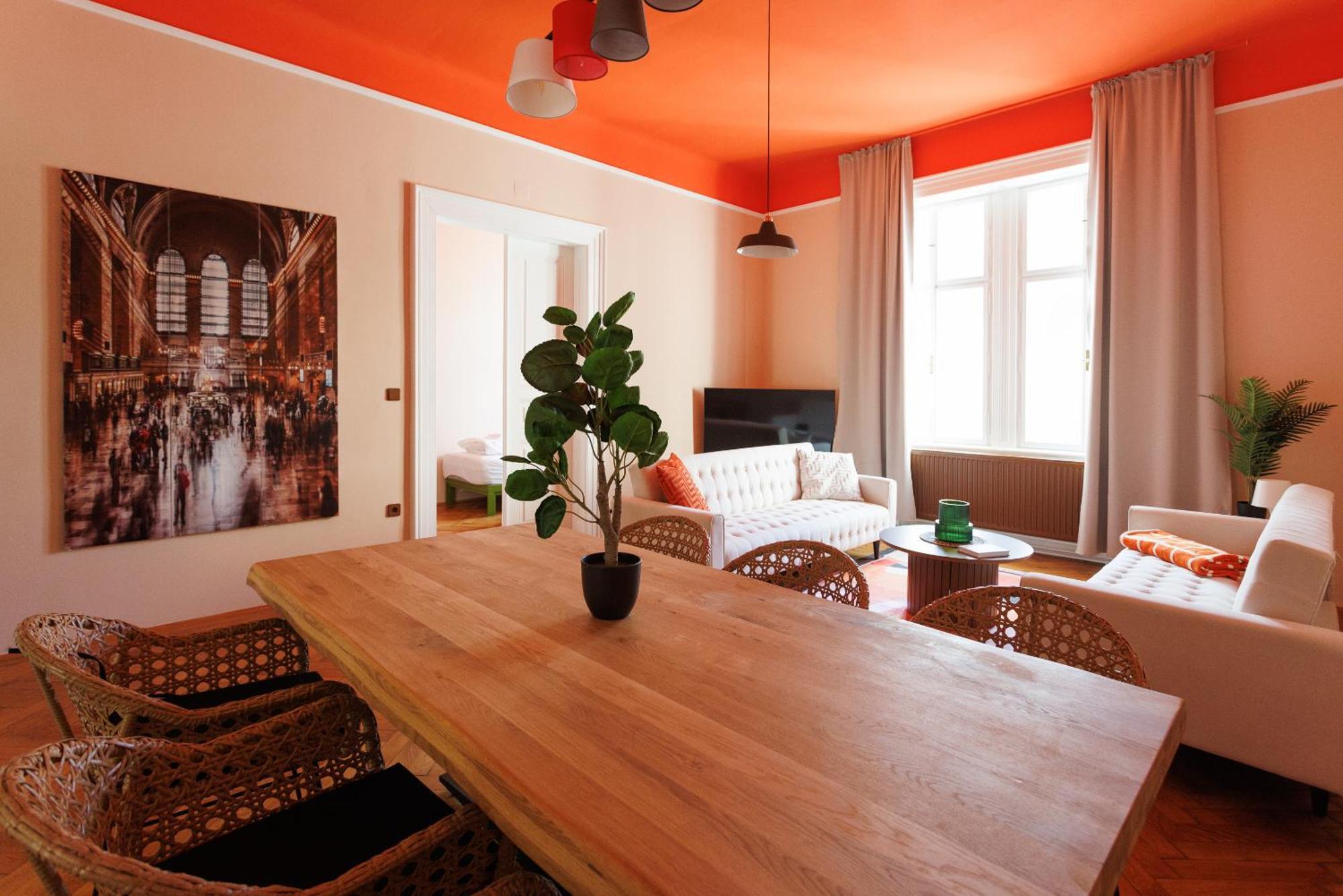 4ty3 - Stadtpark Is Calling Apartamento