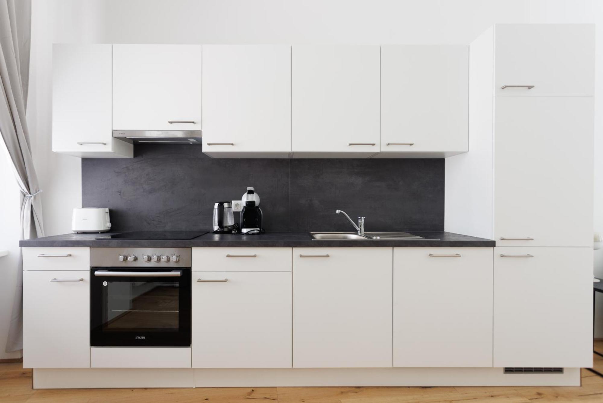 4ty3 - Stadtpark Is Calling Apartamento