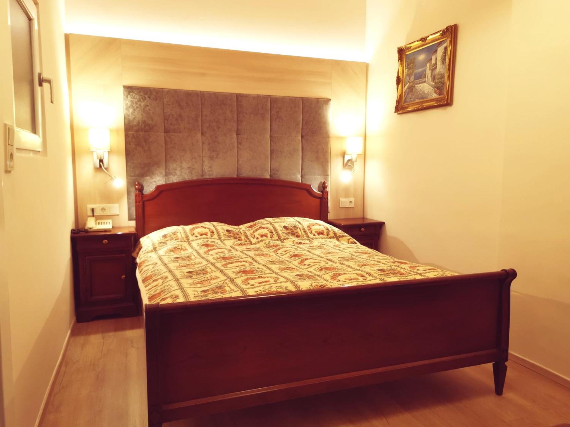 Haydn Hotel 3*