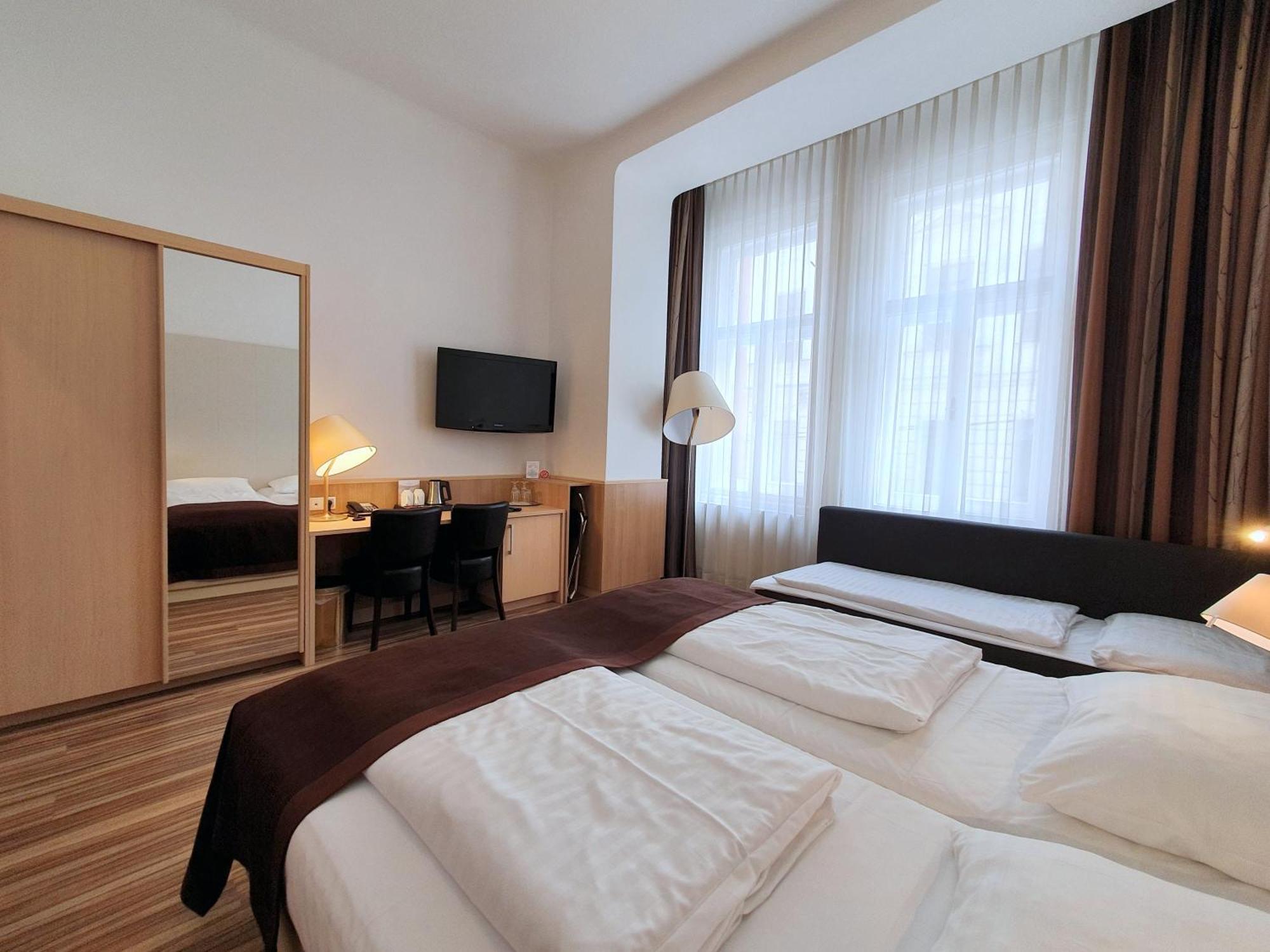Zipser Hotel 3*