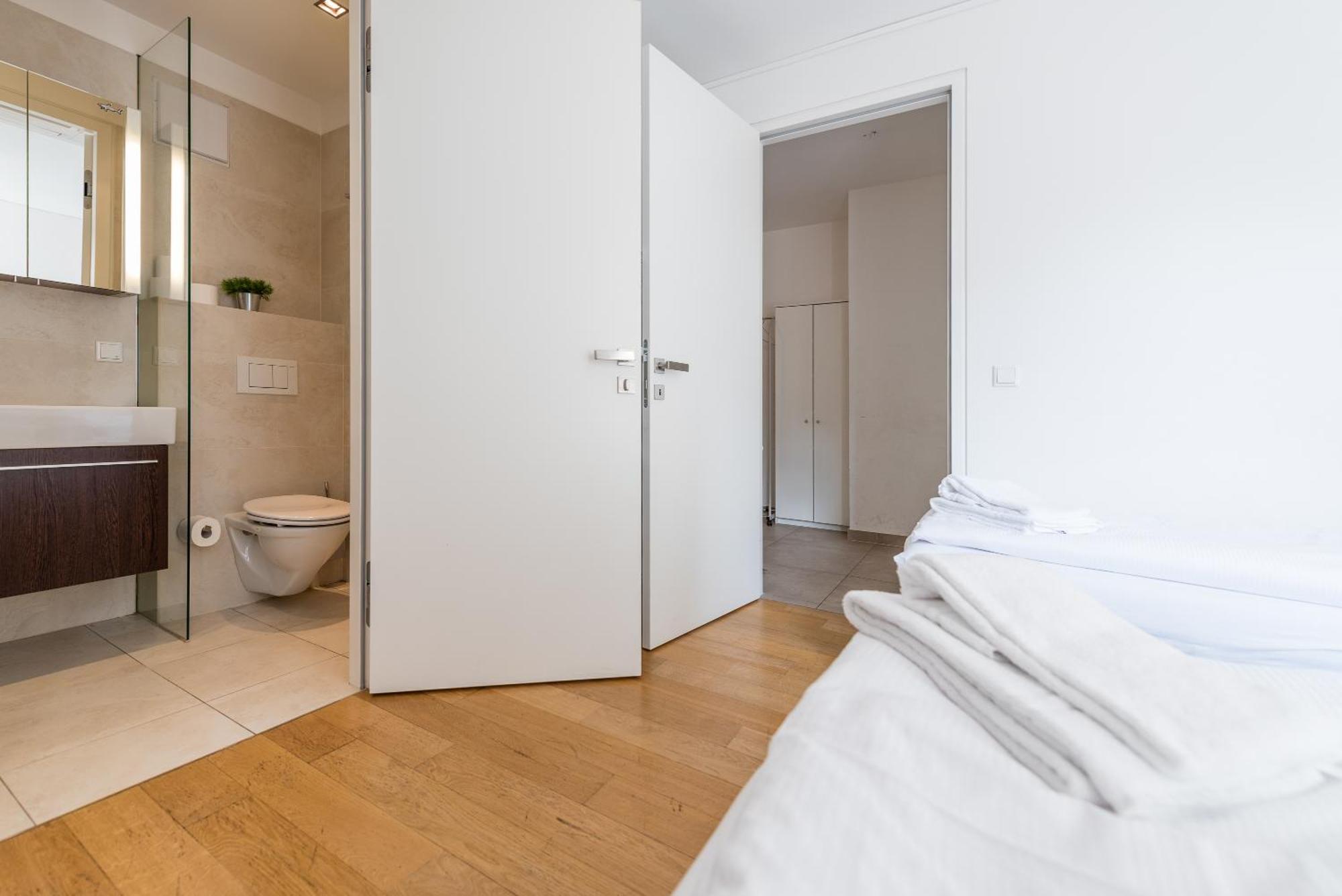 Apartments Next To Vienna Stateopera With Aircondition Wien
