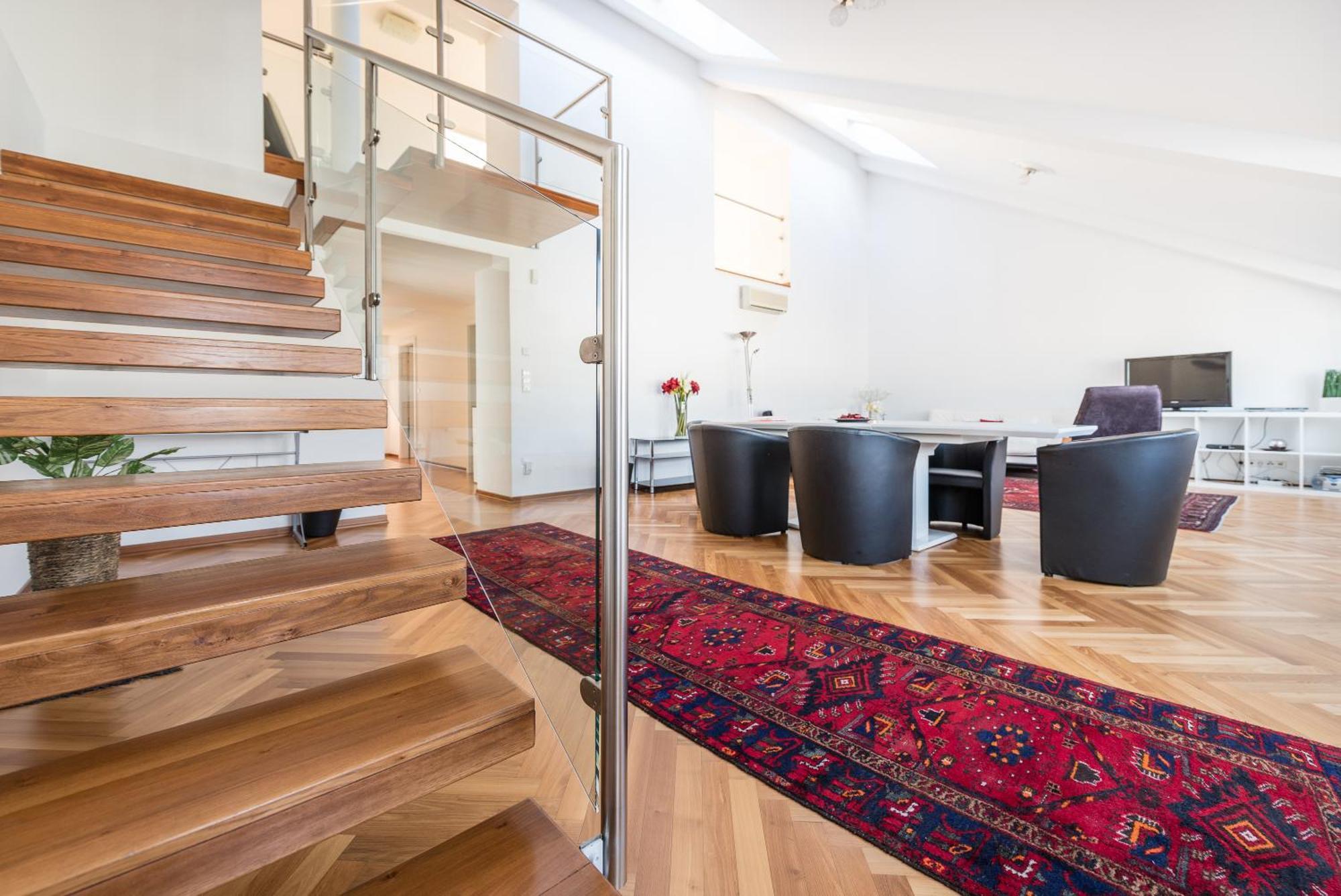 Apartments Next To Vienna Stateopera With Aircondition