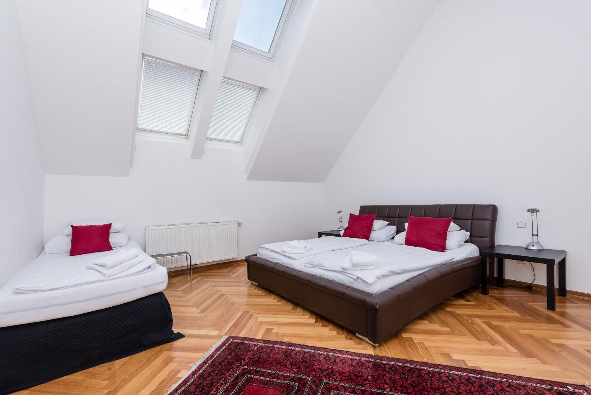 Apartments Next To Vienna Stateopera With Aircondition Apartment