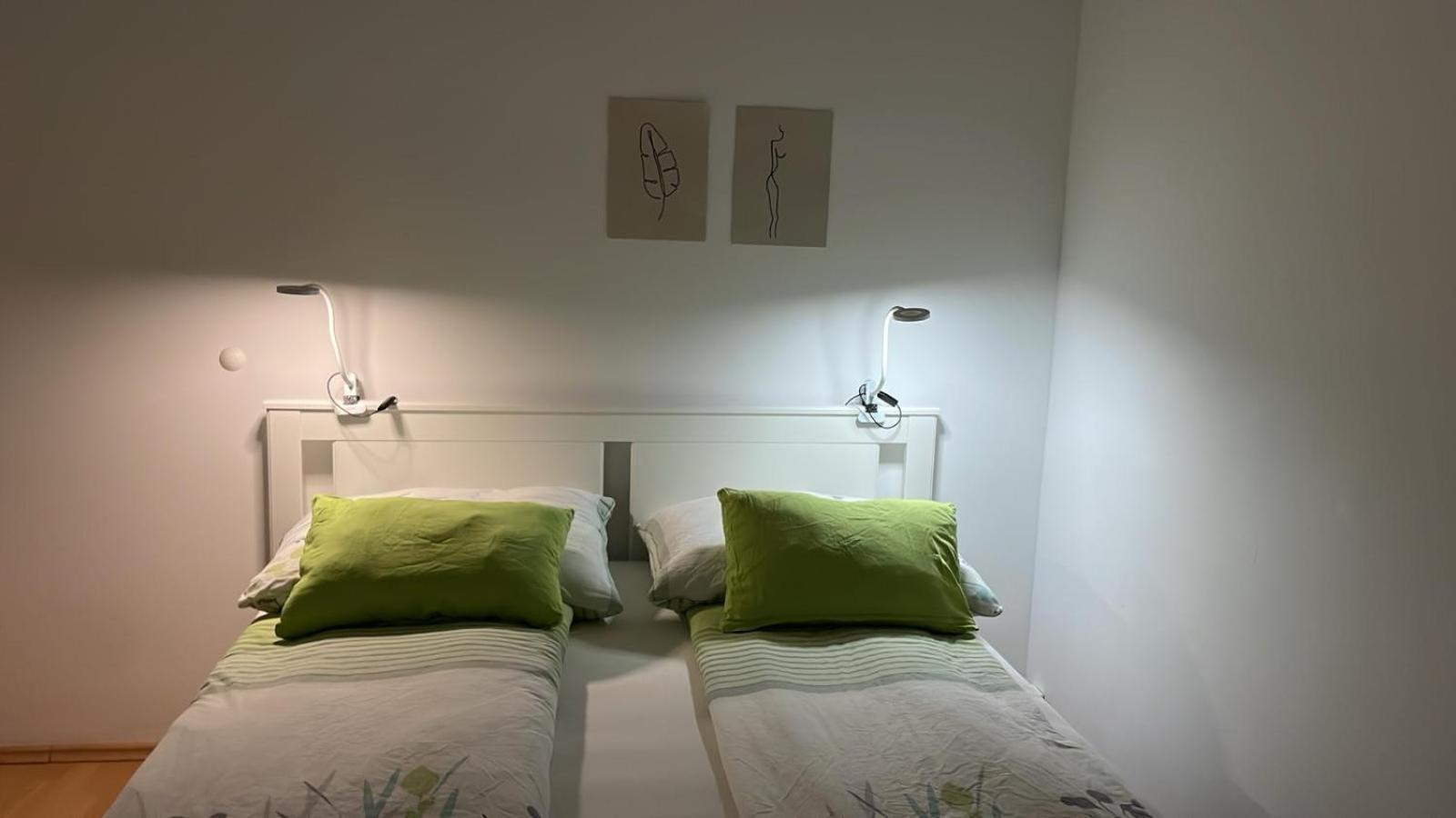 Rated - Ac, Wifi, 24h7days Self Check-in, Board Games, Netflix Apartment