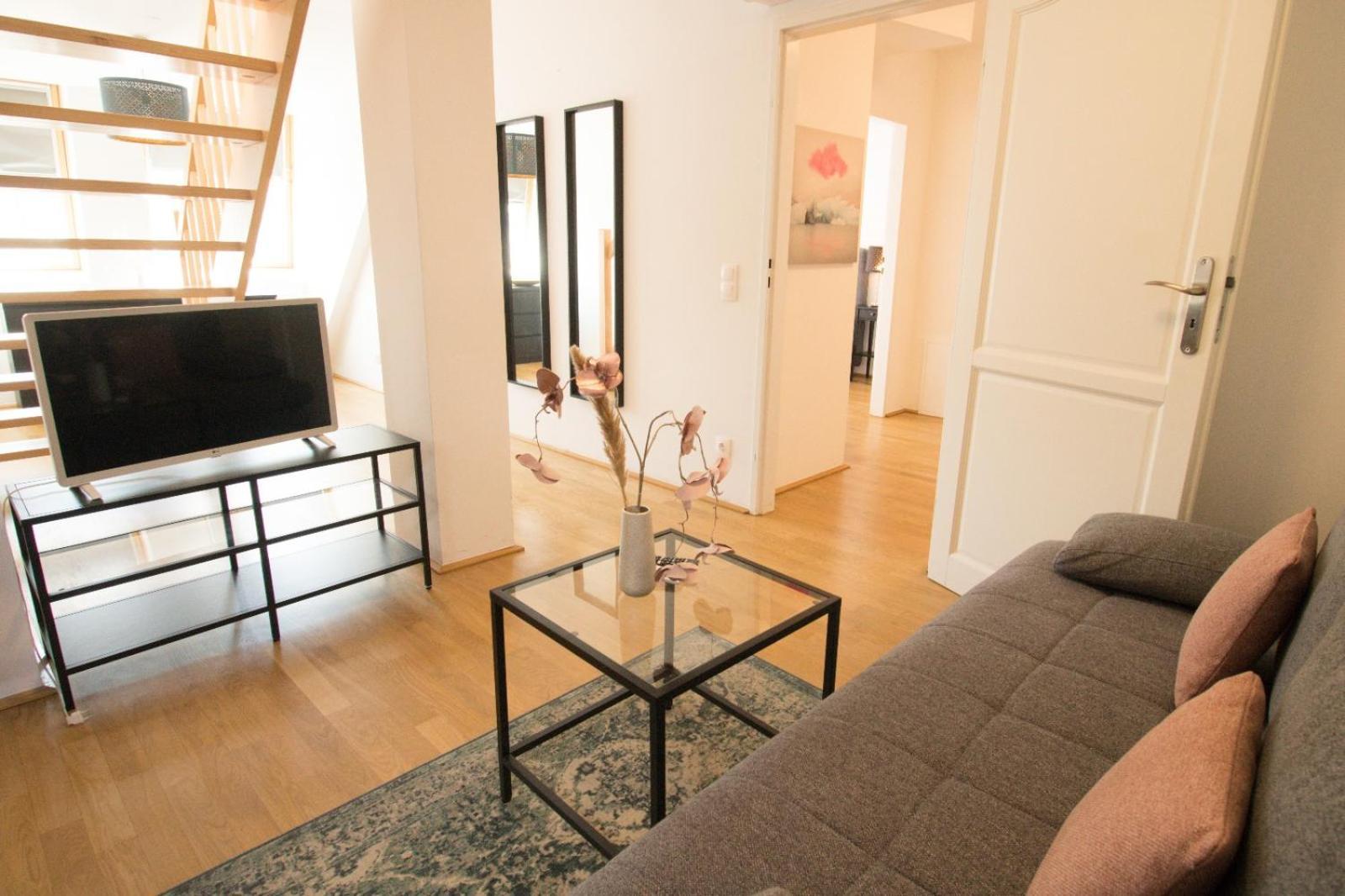 Sky Loft L Lf43 Vienna