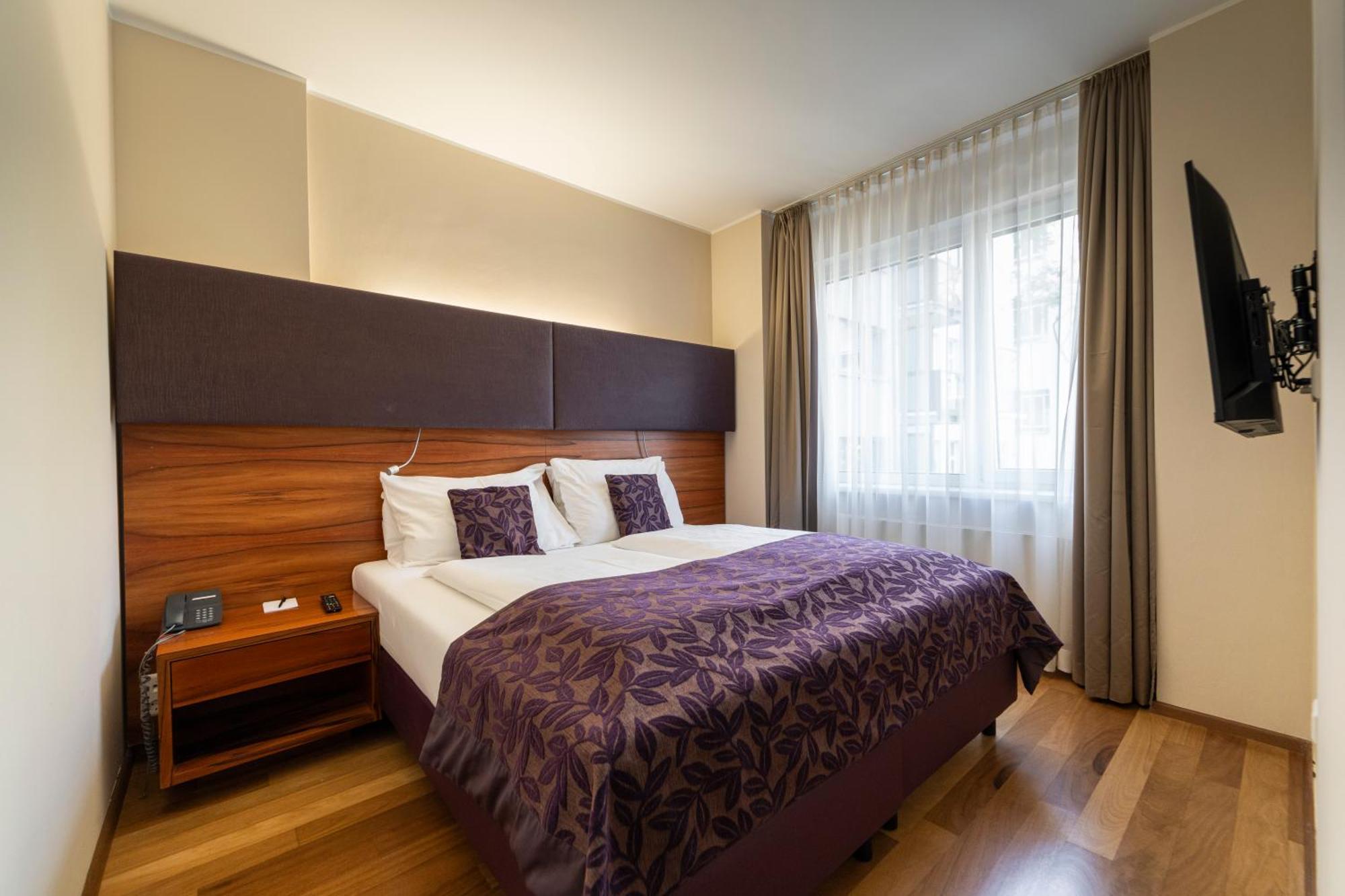 Pakat Hotel 4*