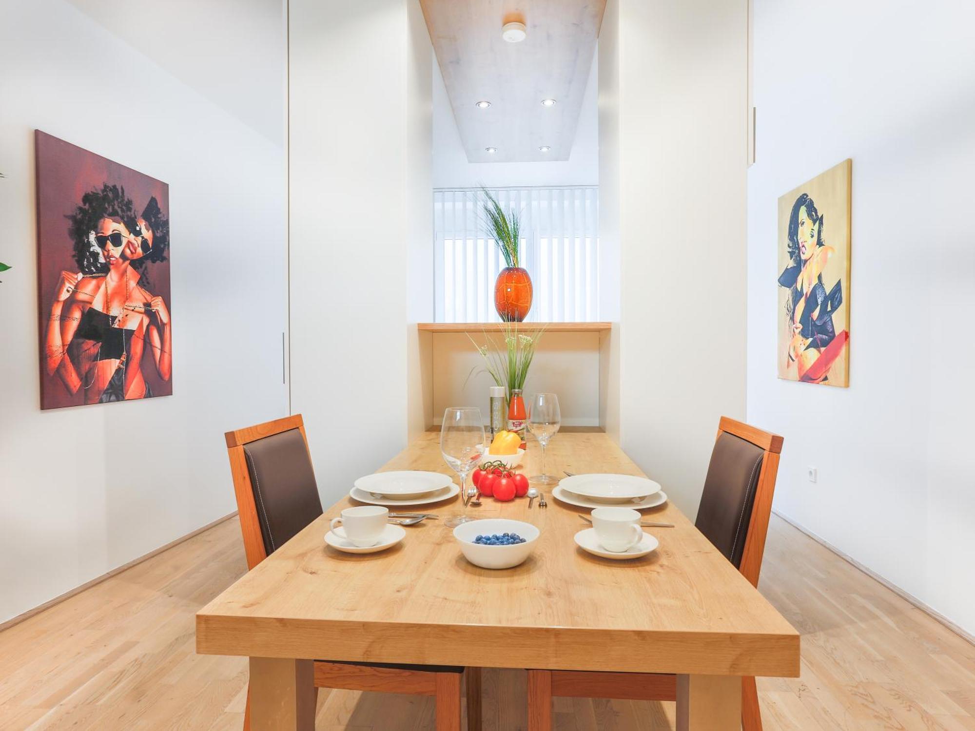 Sky9 Center Apartment *