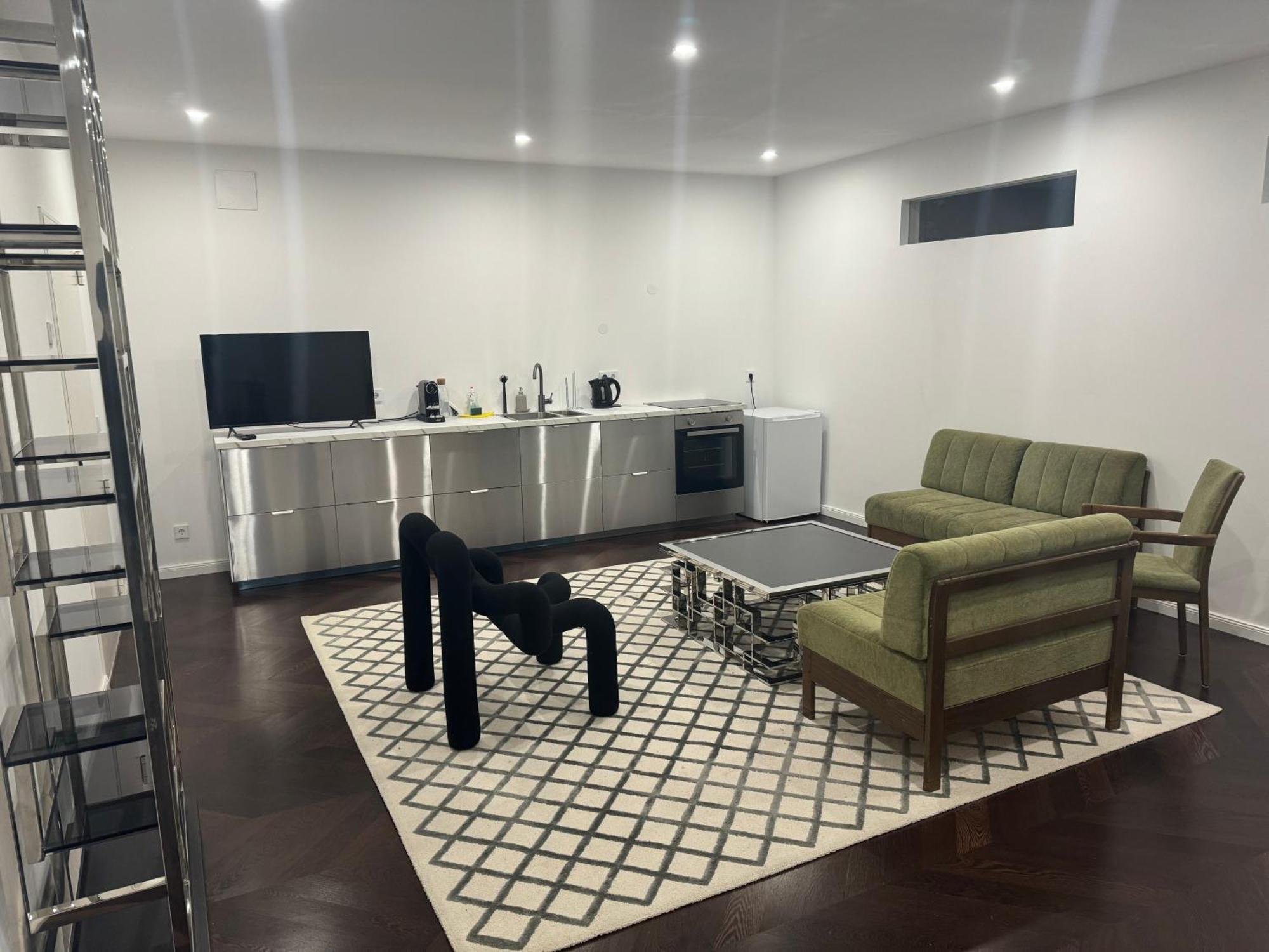 Luxurious In The Centre Of