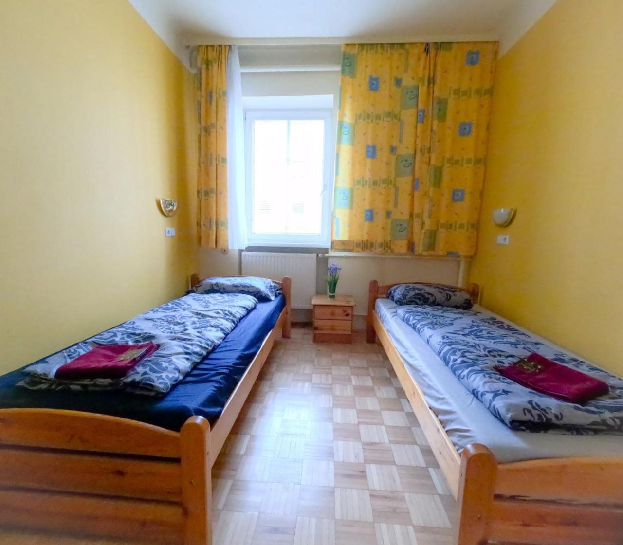 Hospedagem domiciliar Double In Hutteldorfer Strasse Area