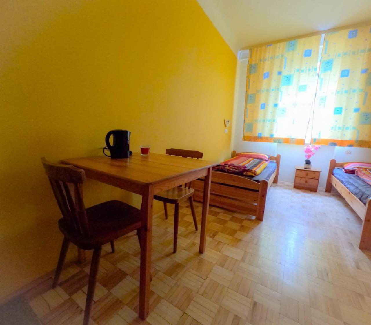 Double In Hutteldorfer Strasse Area Hospedagem domiciliar