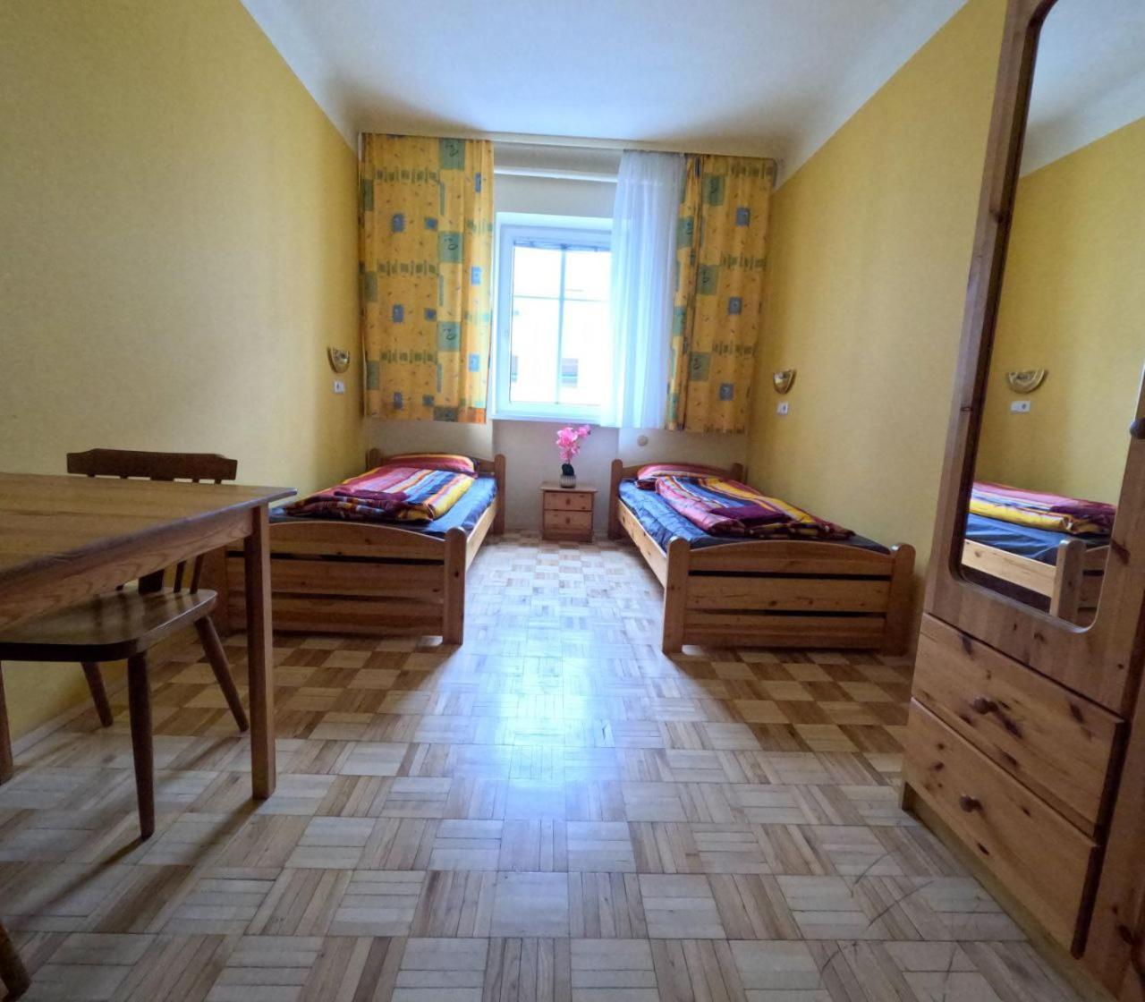 Hospedagem domiciliar Double In Hutteldorfer Strasse Area Viena