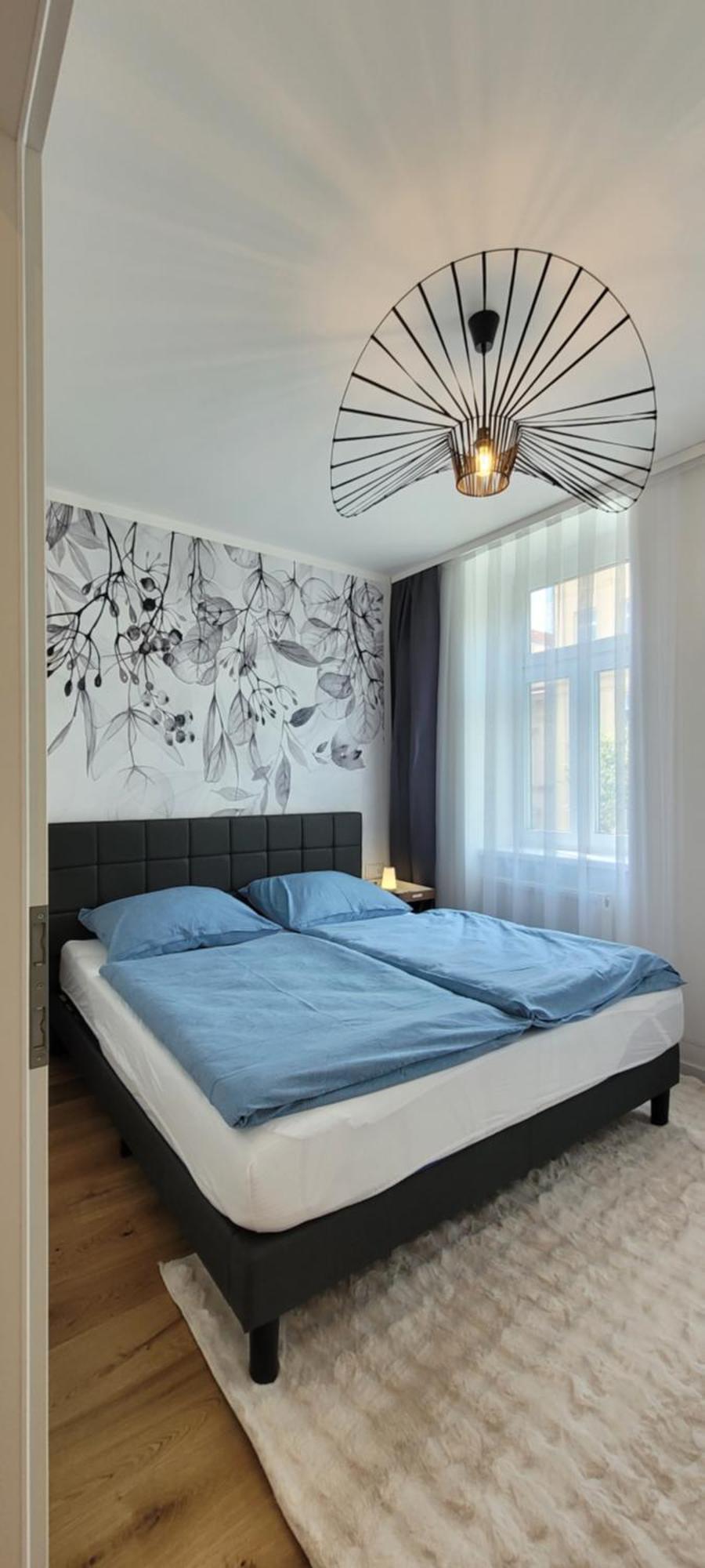 Apartment Altbauwohnung Mit Charme - Selbst Check In - Queensize Bett *