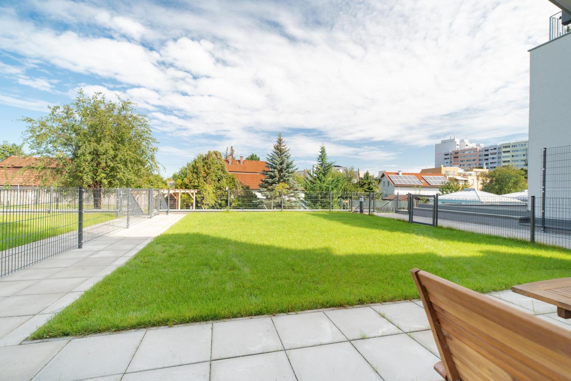 Garden Alte Donau