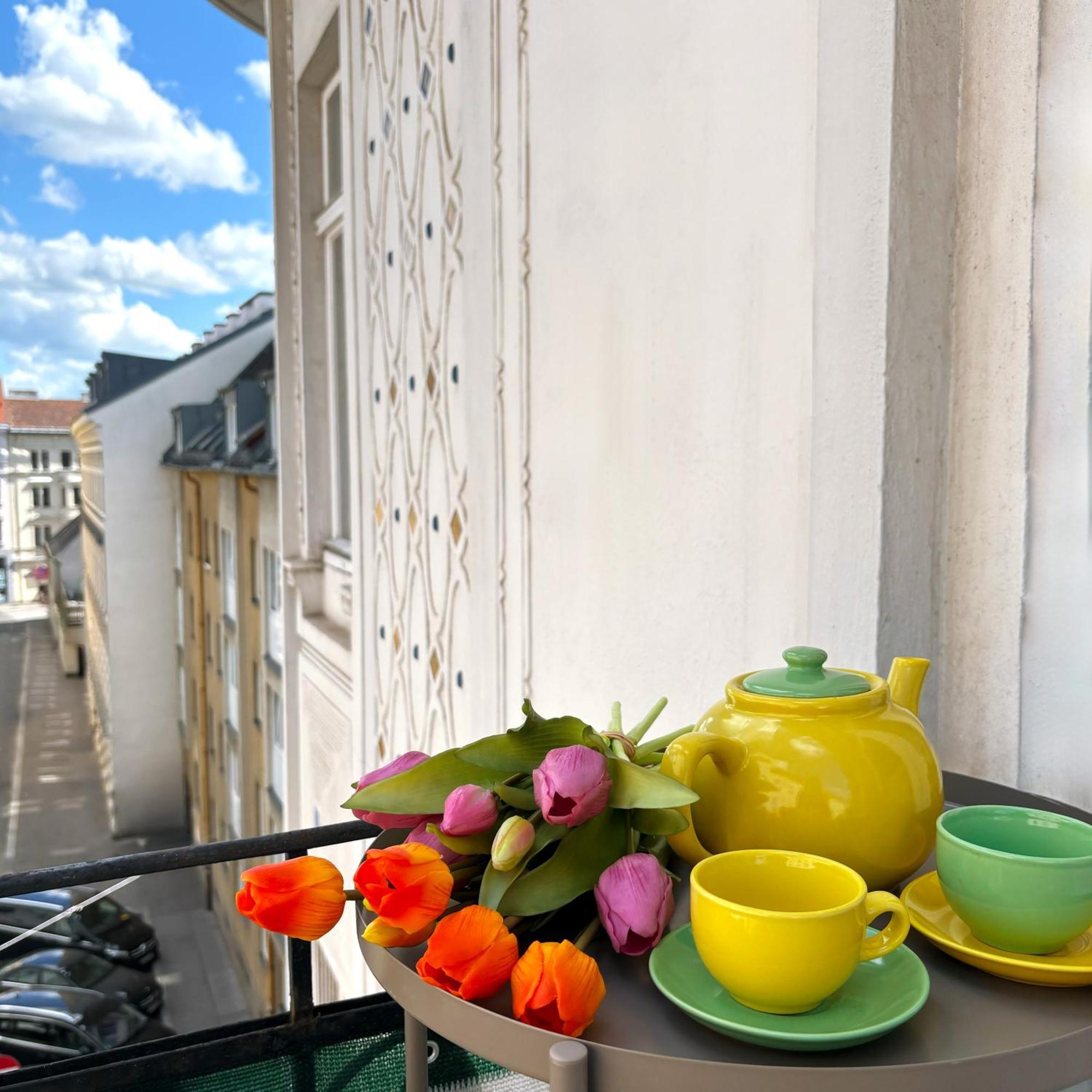 Mariahilfer 5 Min To The Schoenbrunn Palace And Shopping Center * Vienna