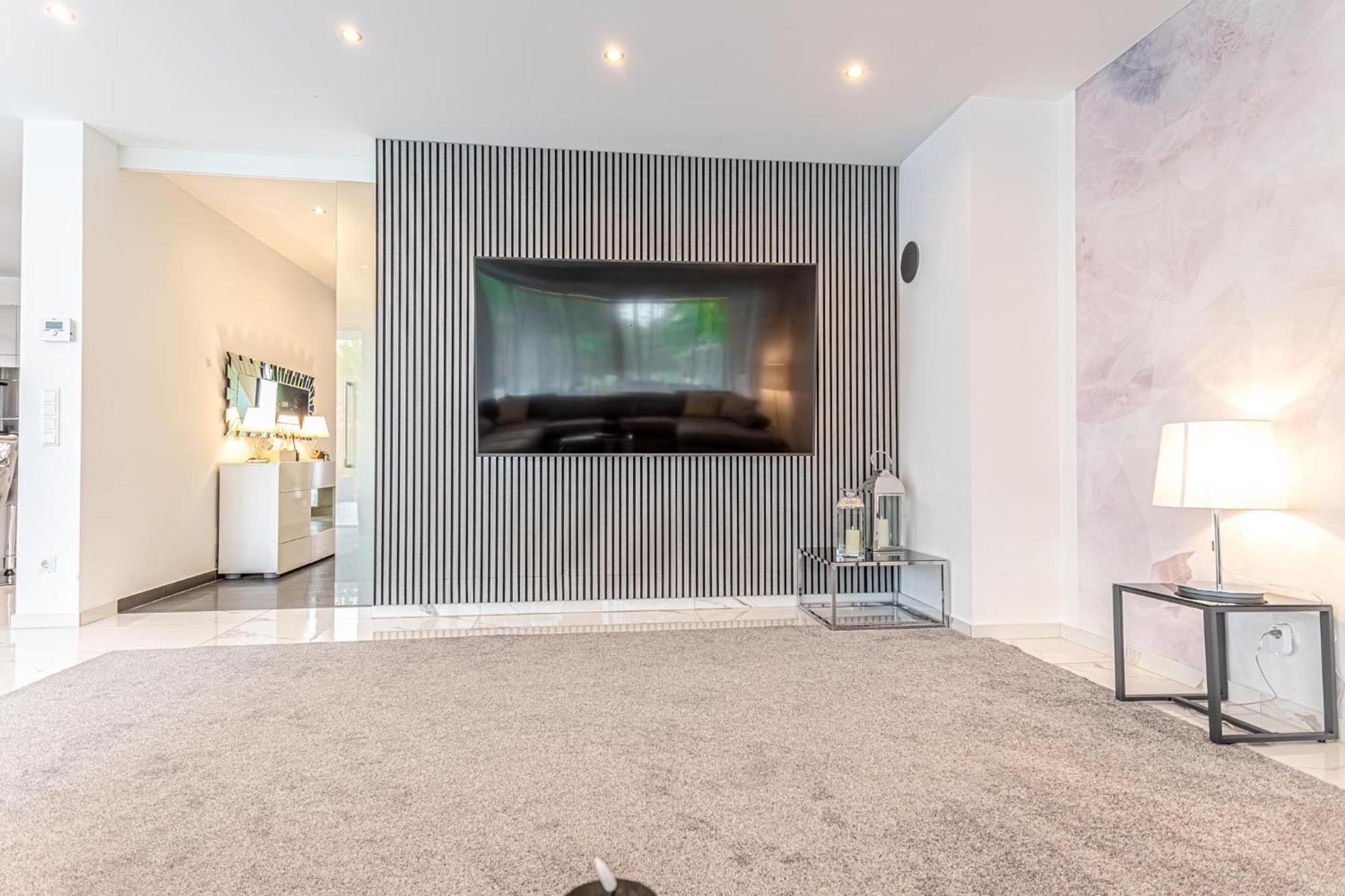 Villa Luxury 6br-4ba With Private Pool & Sauna - Pets Allowed Wien