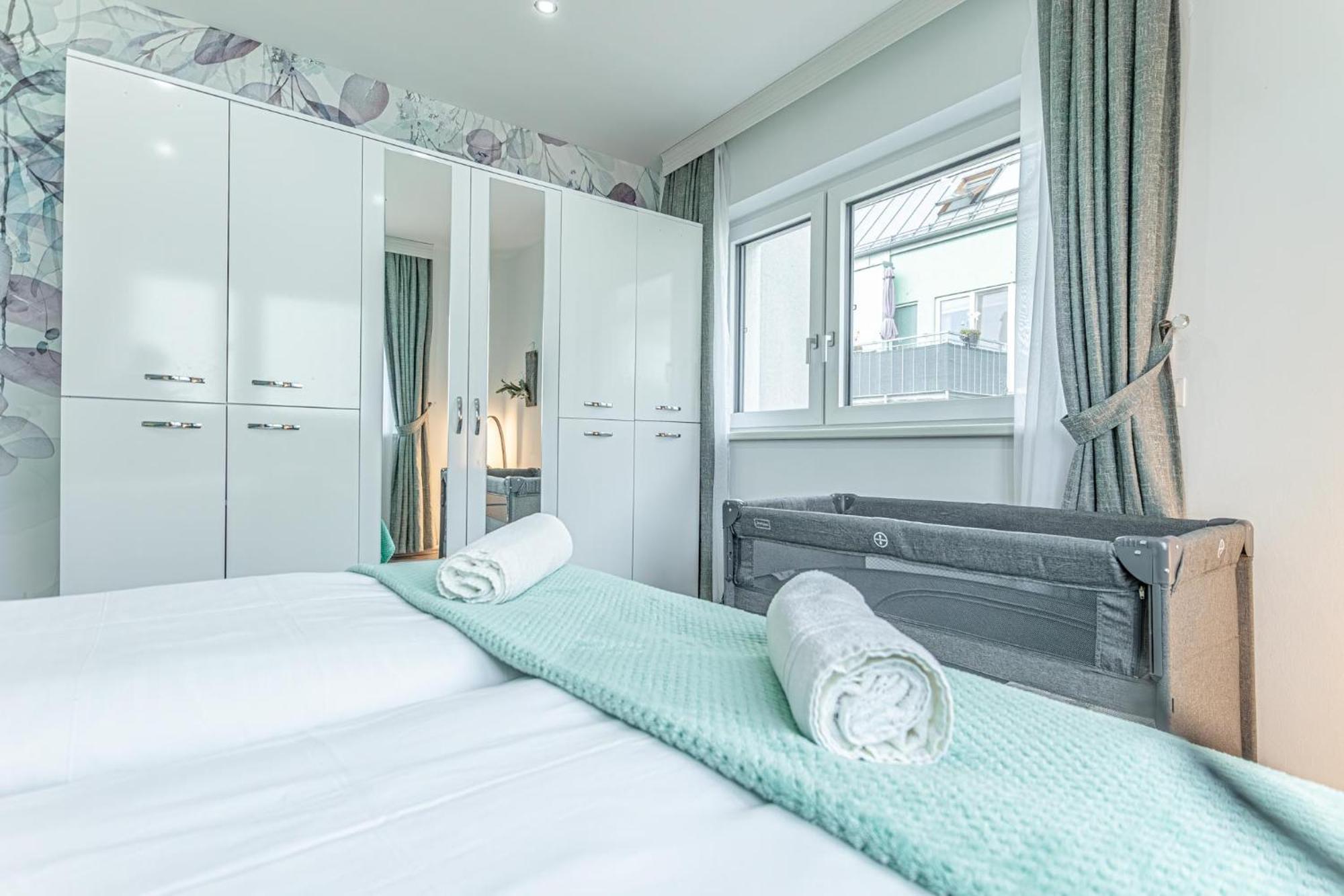 Luxury 6br-4ba With Private Pool & Sauna - Pets Allowed Wien
