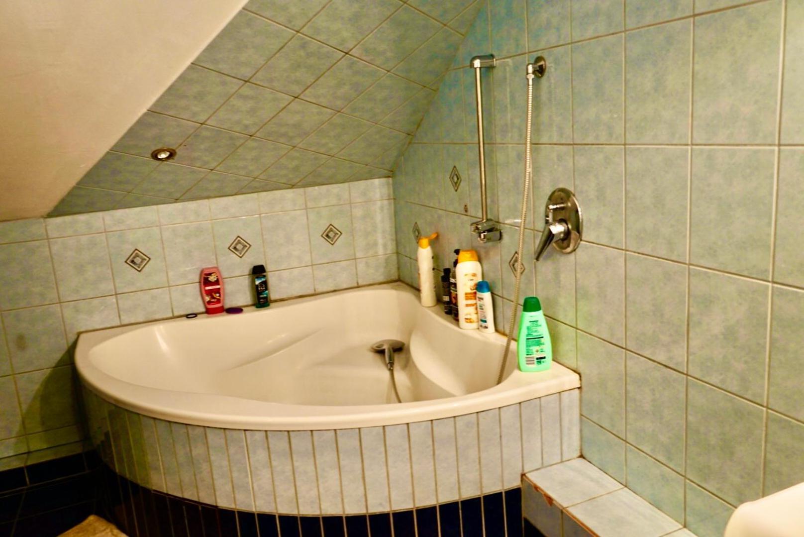 U6 Schoepfwerk 9 Homestay