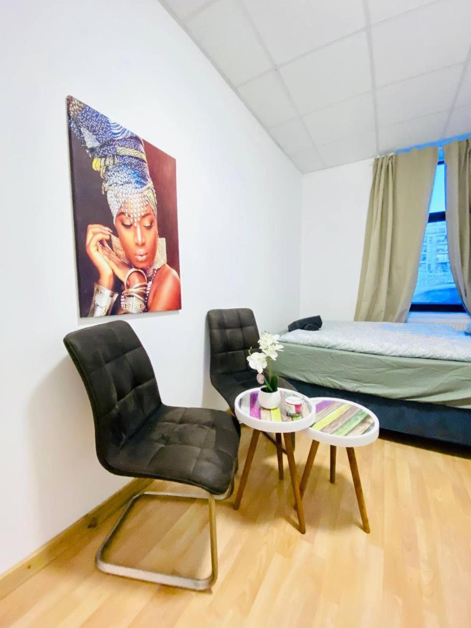 Comfortable In The 23rd District Of Fr3 Wien