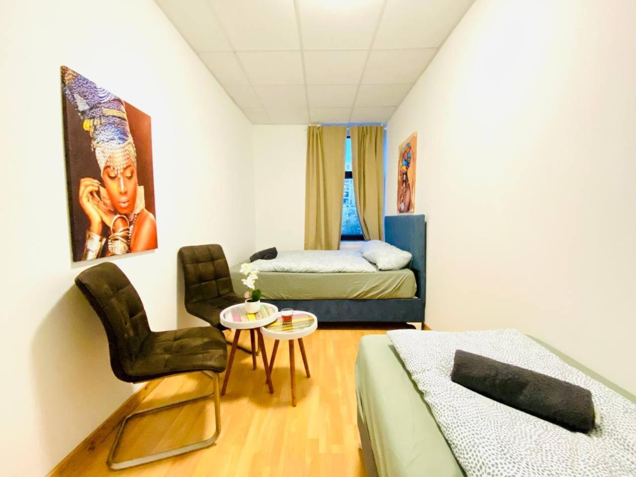 Privatunterkunft Comfortable In The 23rd District Of Fr3 *