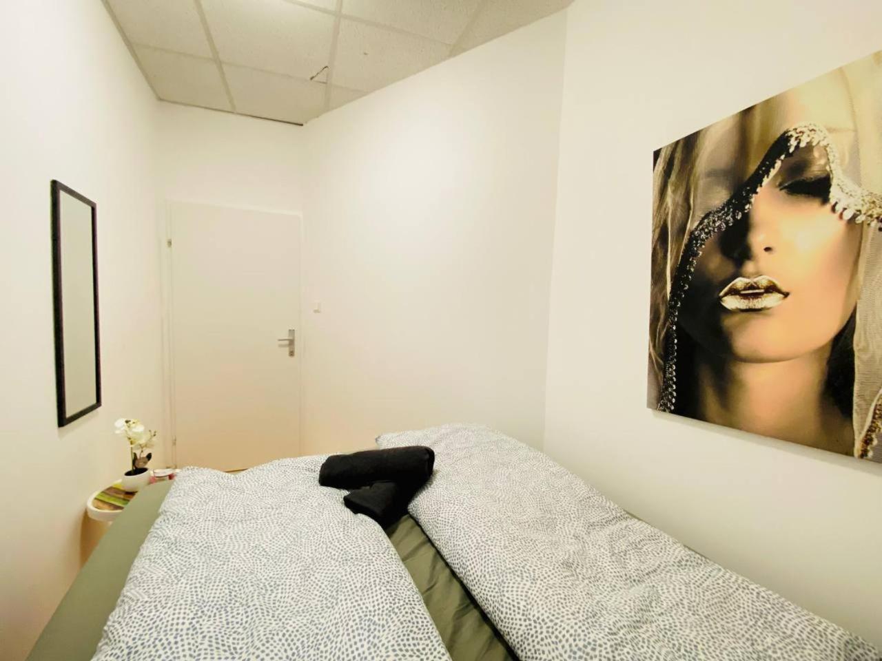 Comfortable In The 23rd District Of Fr3 * Wien