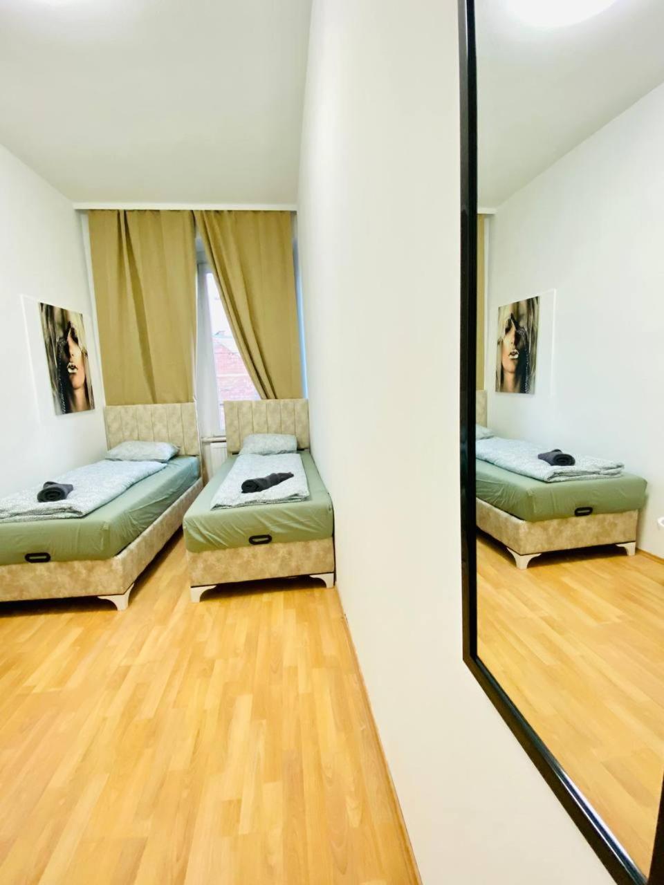 Comfortable In The 23rd District Of Fr4 *