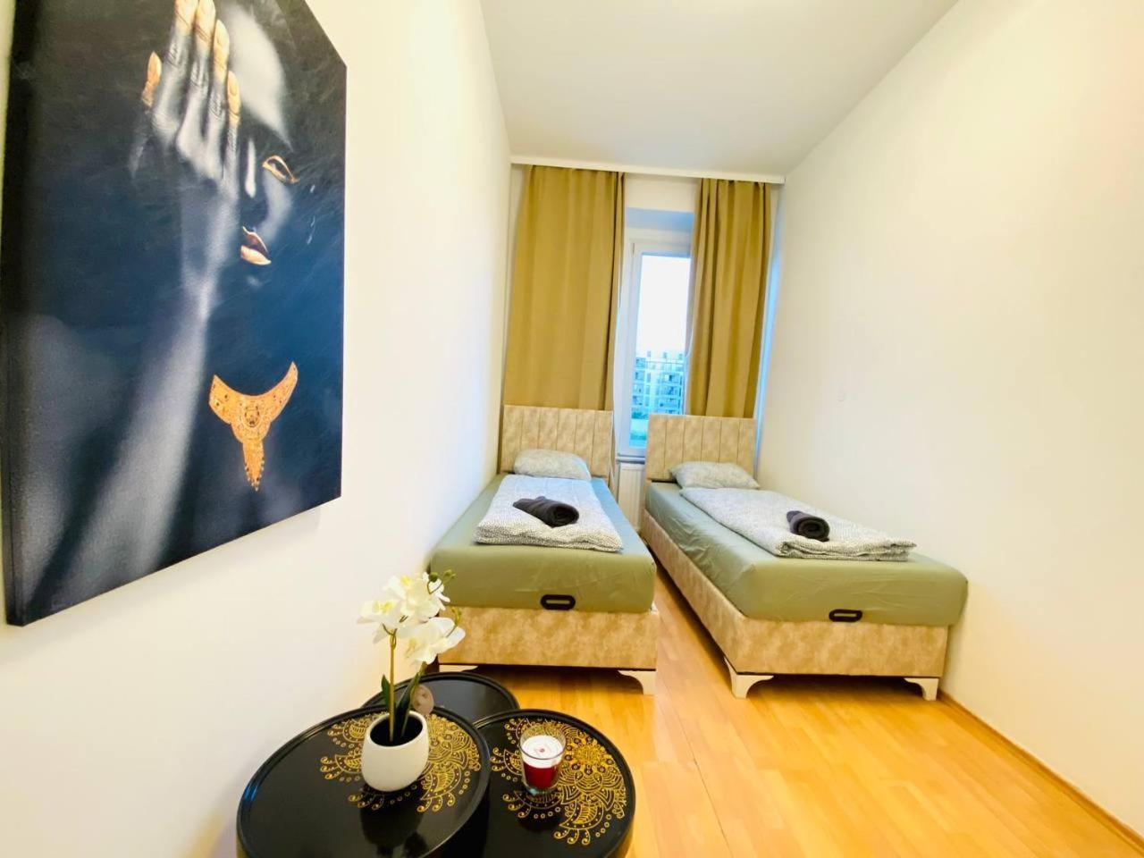 Homestay Comfortable In The 23rd District Of Fr4 *