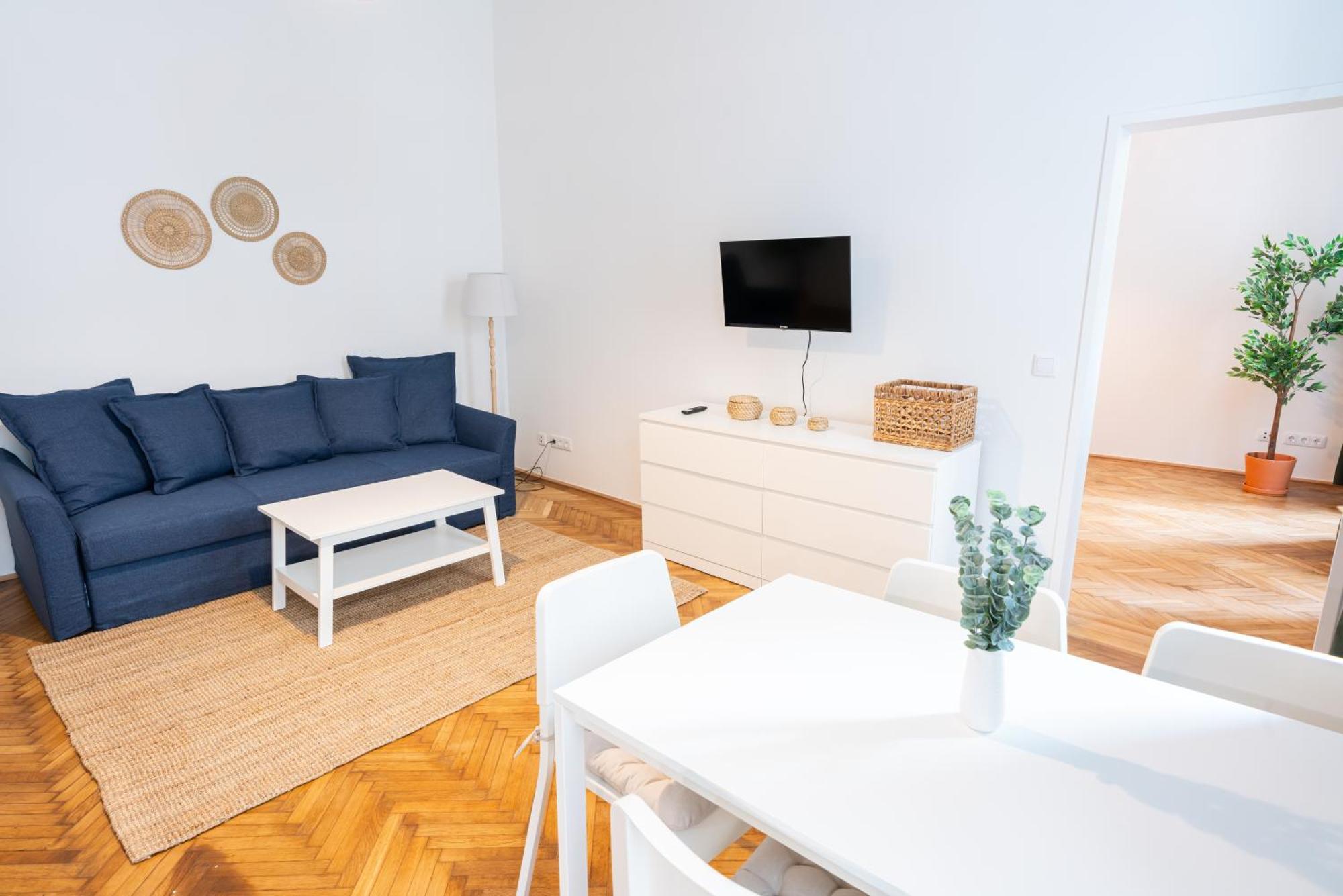 1020 Apartment *