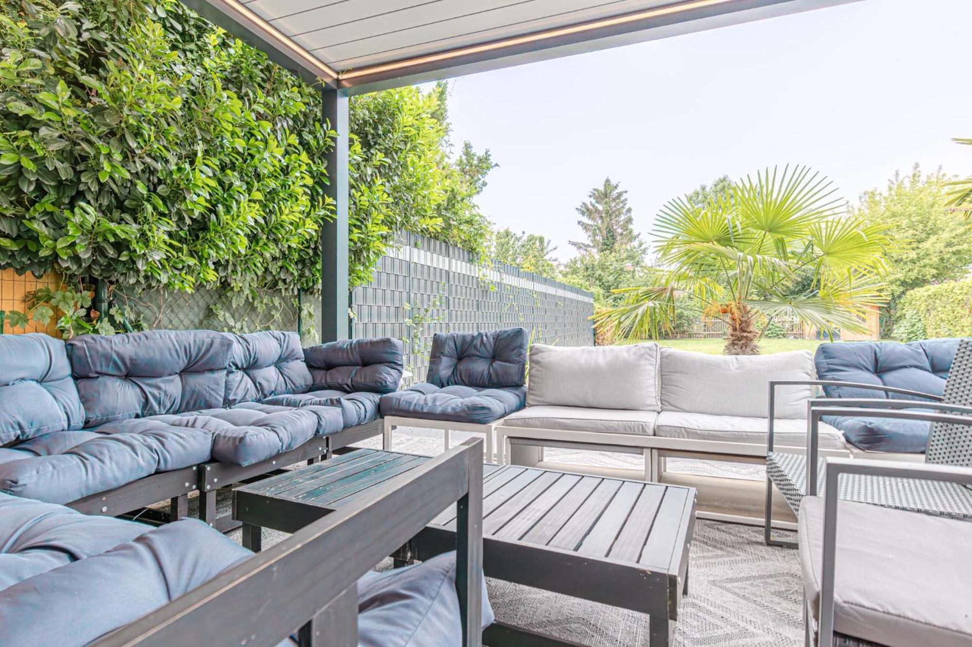 Villa Luxury 6br-4ba With Private Pool & Sauna - Pets Allowed Wien