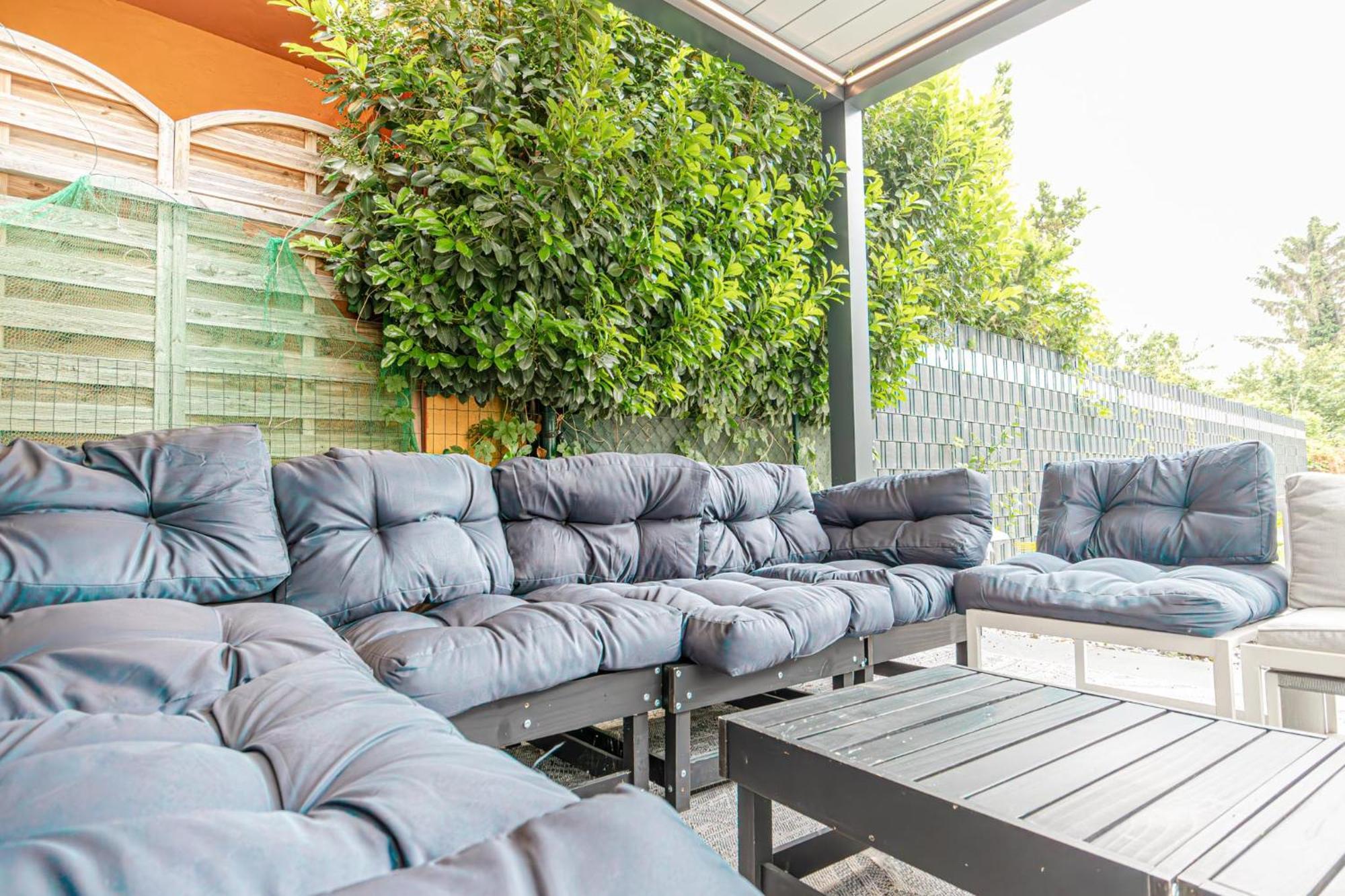 Luxury 6br-4ba With Private Pool & Sauna - Pets Allowed Wien