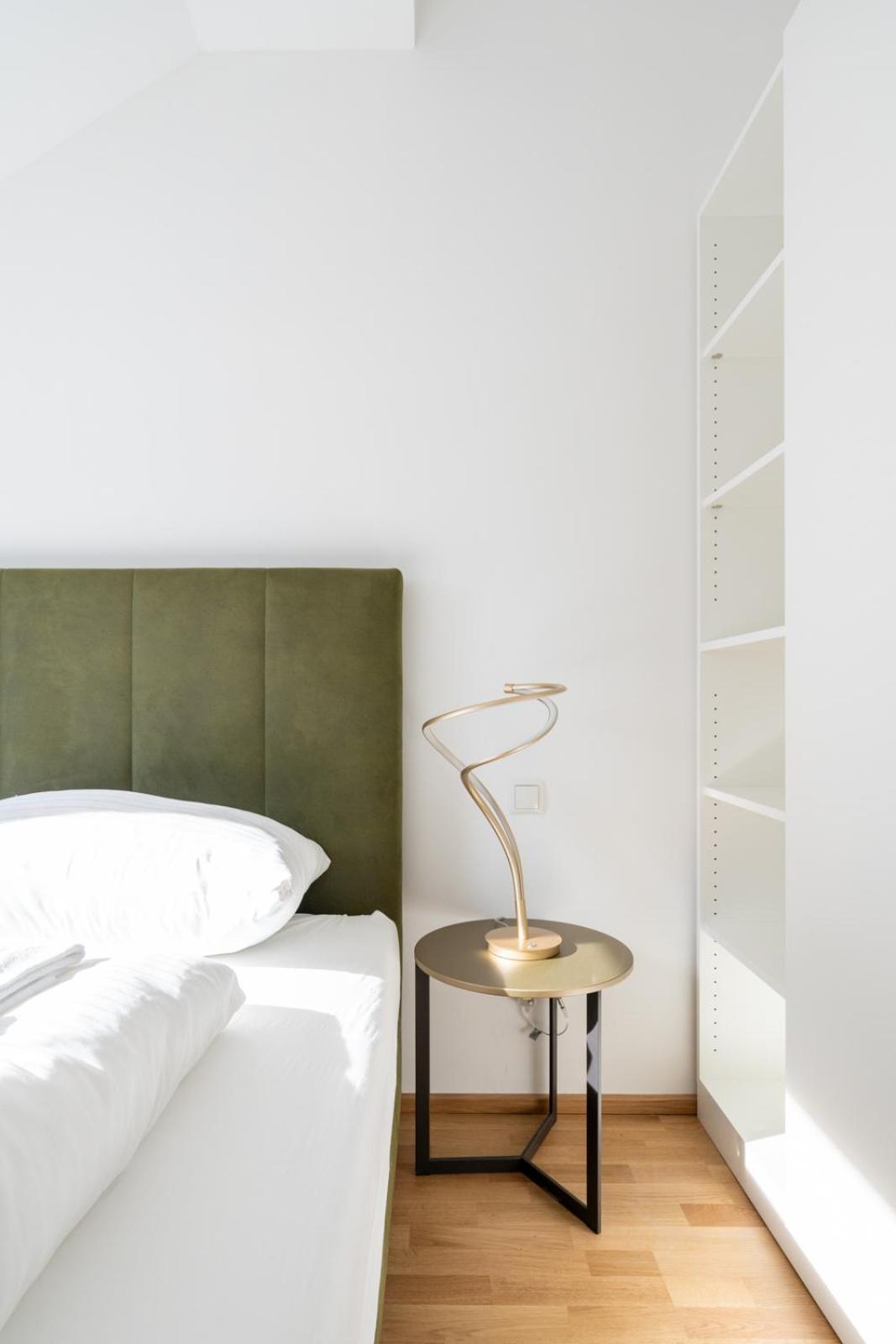 Apartment Luxurious 70 M2 With Balcony & Air Conditioning Wien