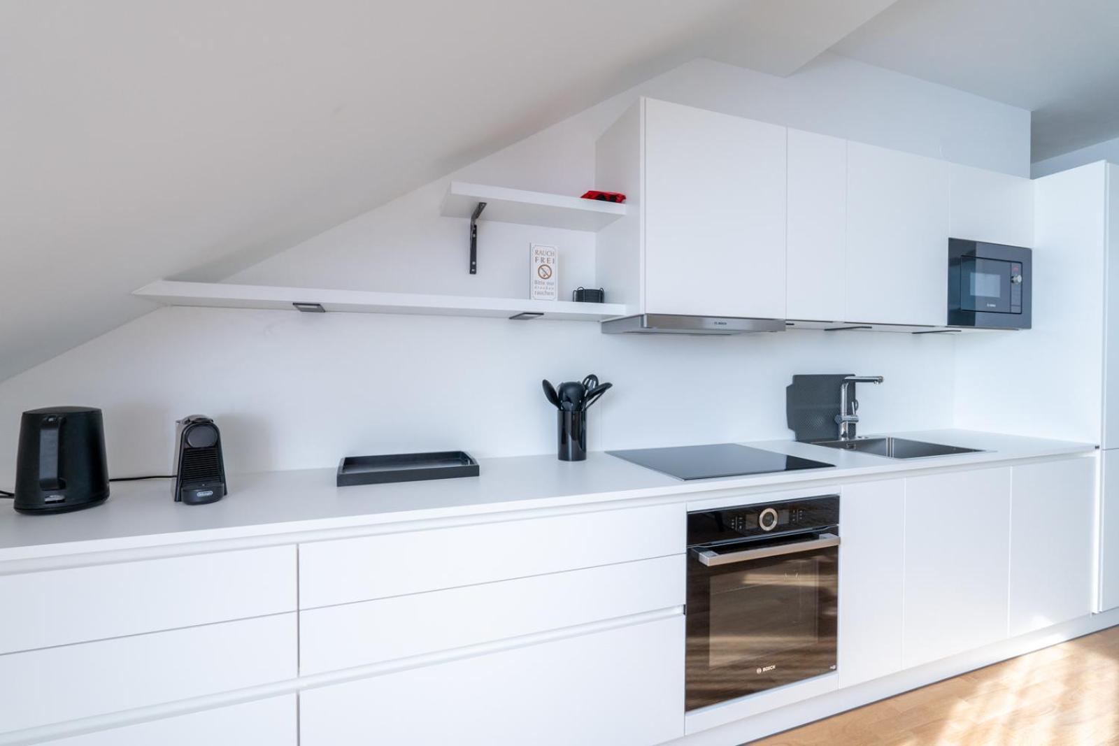Luxurious 70 M2 With Balcony & Air Conditioning Apartment