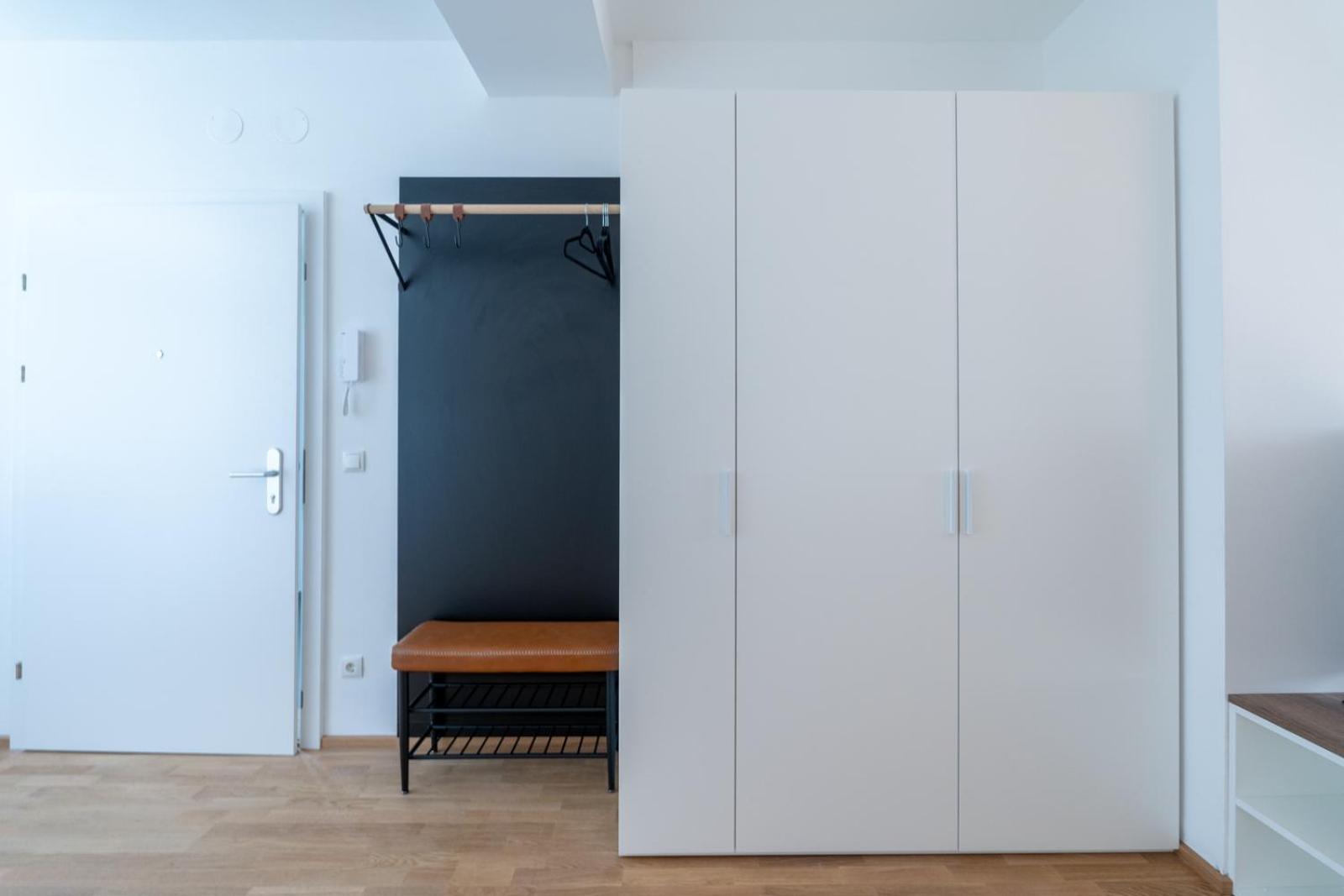 Apartment Luxurious 70 M2 With Balcony & Air Conditioning Wien