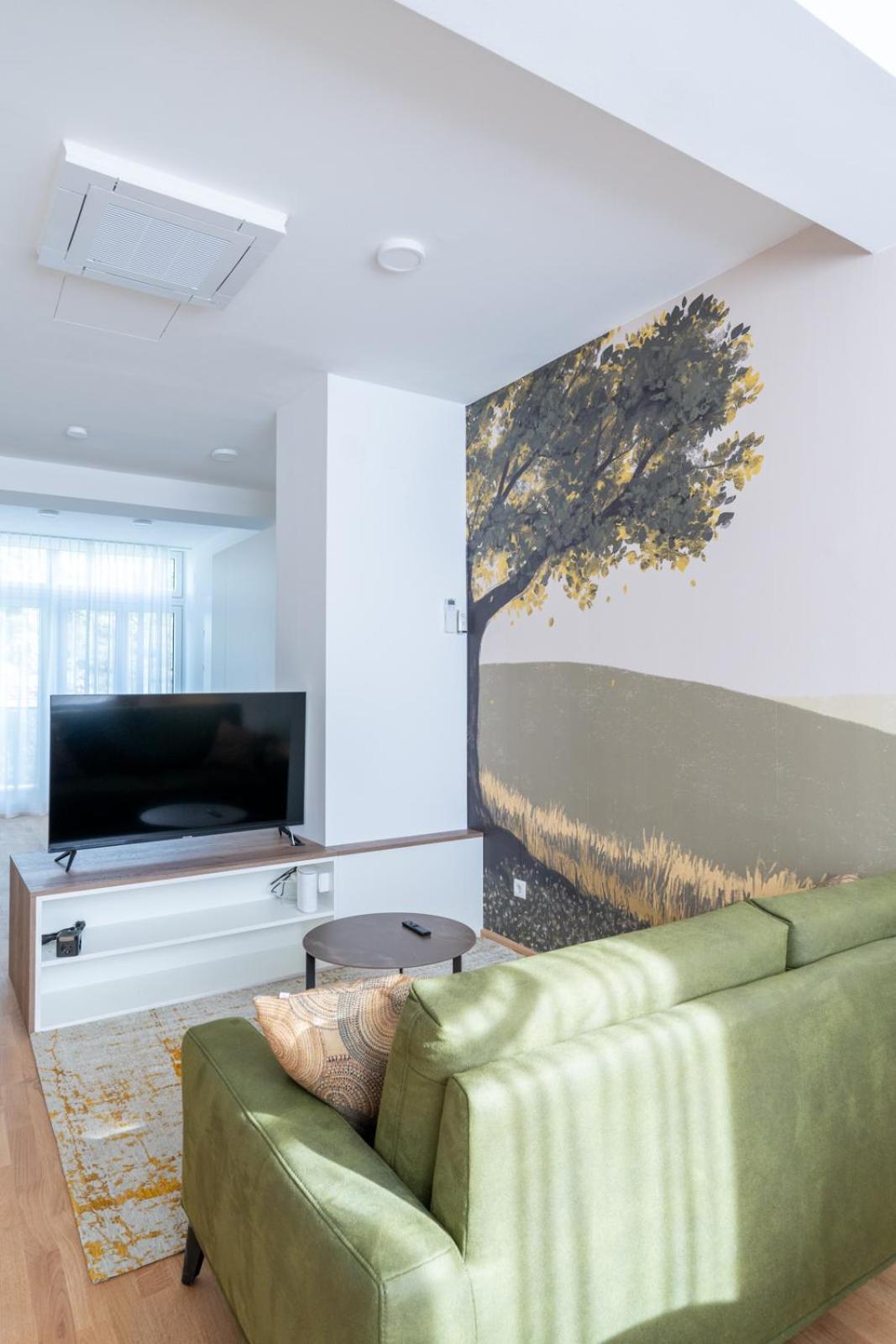 Luxurious 70 M2 With Balcony & Air Conditioning * Wien