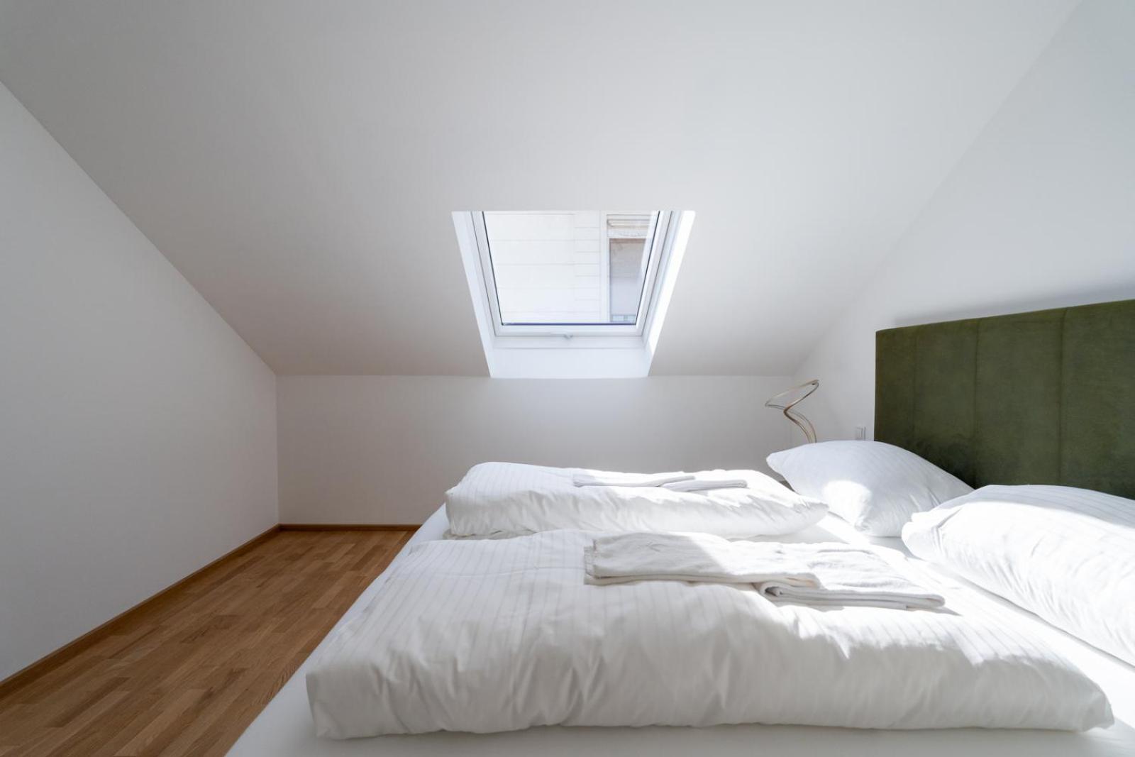 Luxurious 70 M2 With Balcony & Air Conditioning Apartment Wien